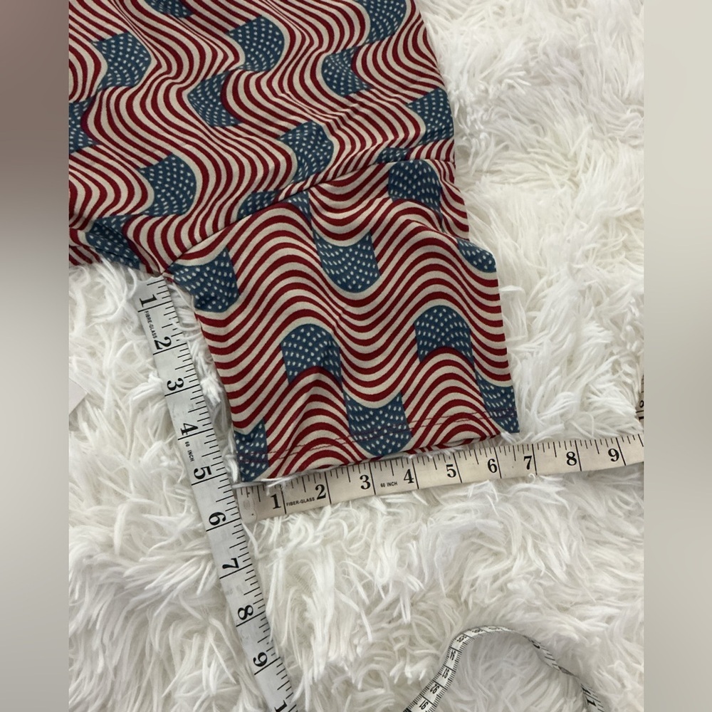 LuLaRoe Irma American Flag theme Print Oversized Tunic Top – Size 2XL – NWT - Picture 9 of 11